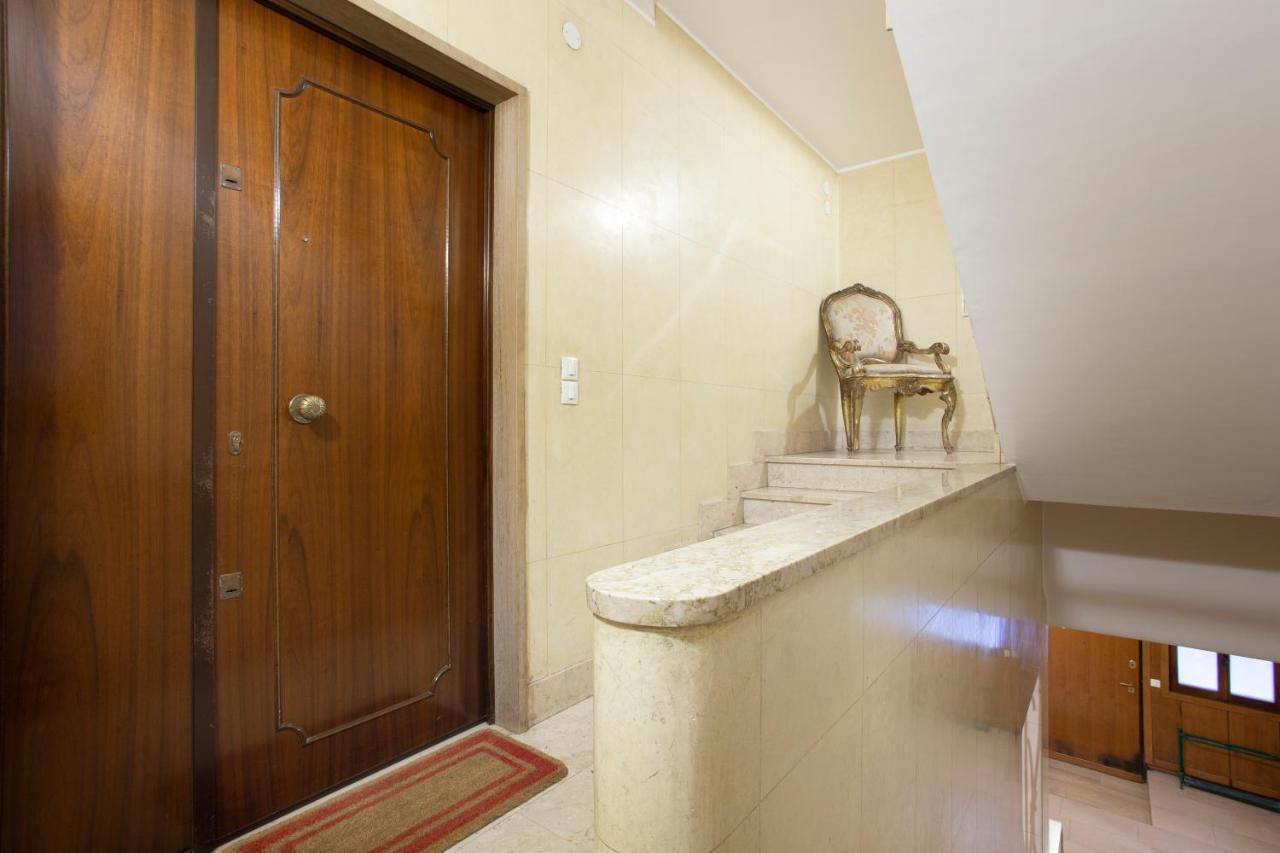 Appartamento Sant'Anzolo Venedig Exteriör bild
